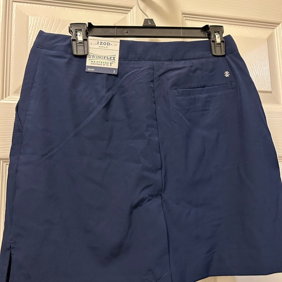 IZOD Golf Skort Sz 2 - Picture 3 of 3